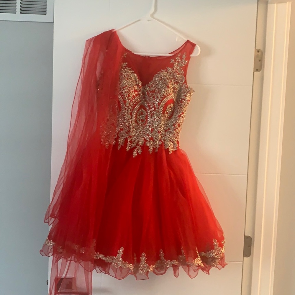 Cinderella short dress with a scarf, Red, Size 4